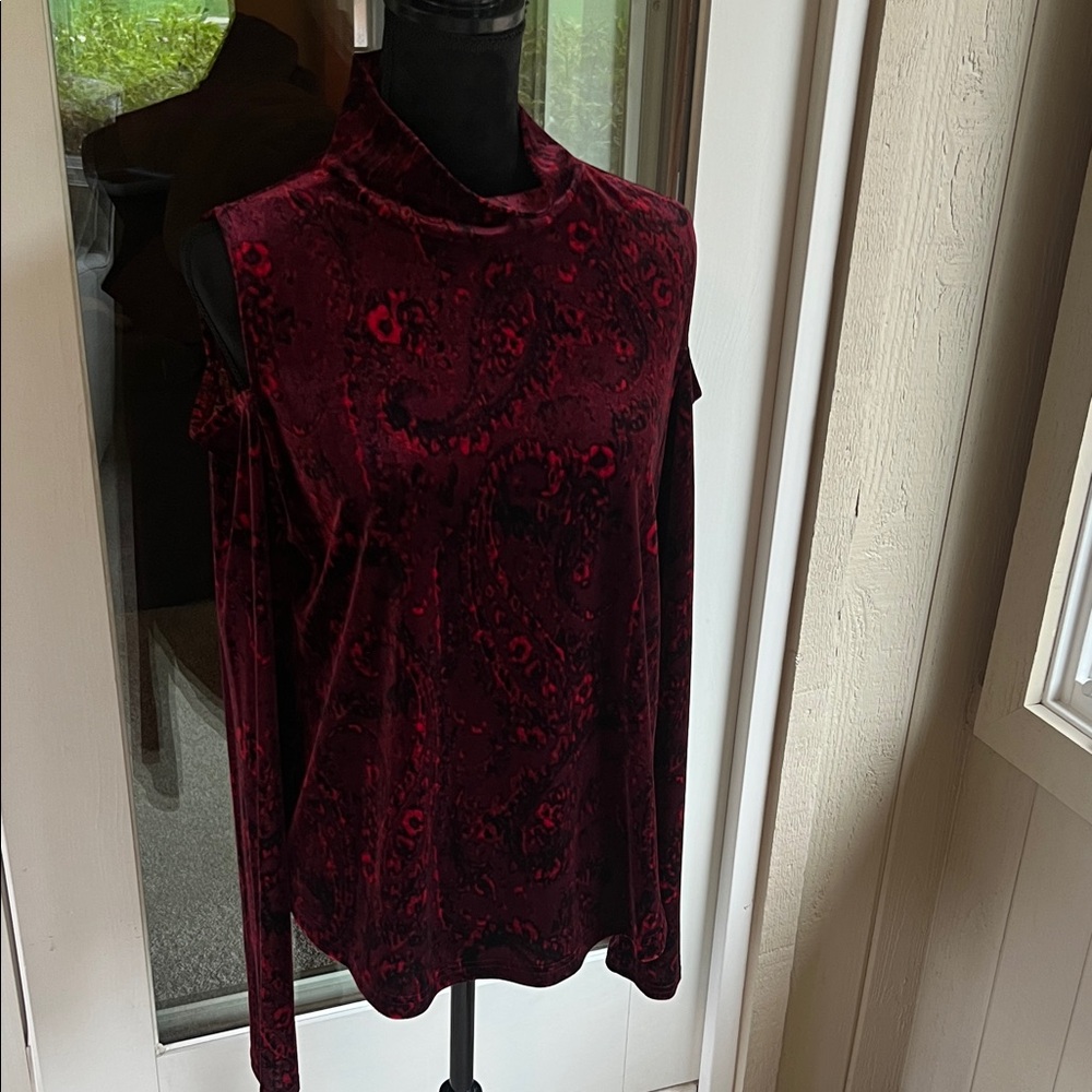 Velvety red and black Top long sleeve